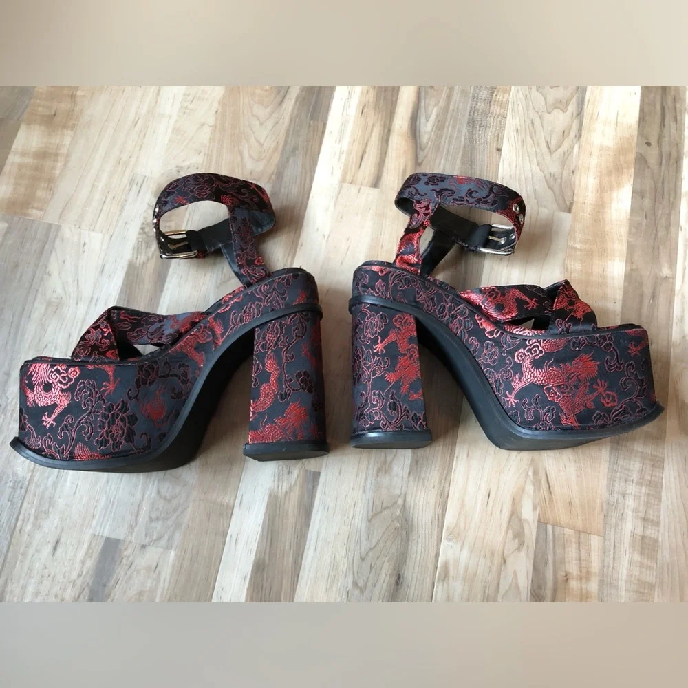 Platform Heels - Picture 2 of 9